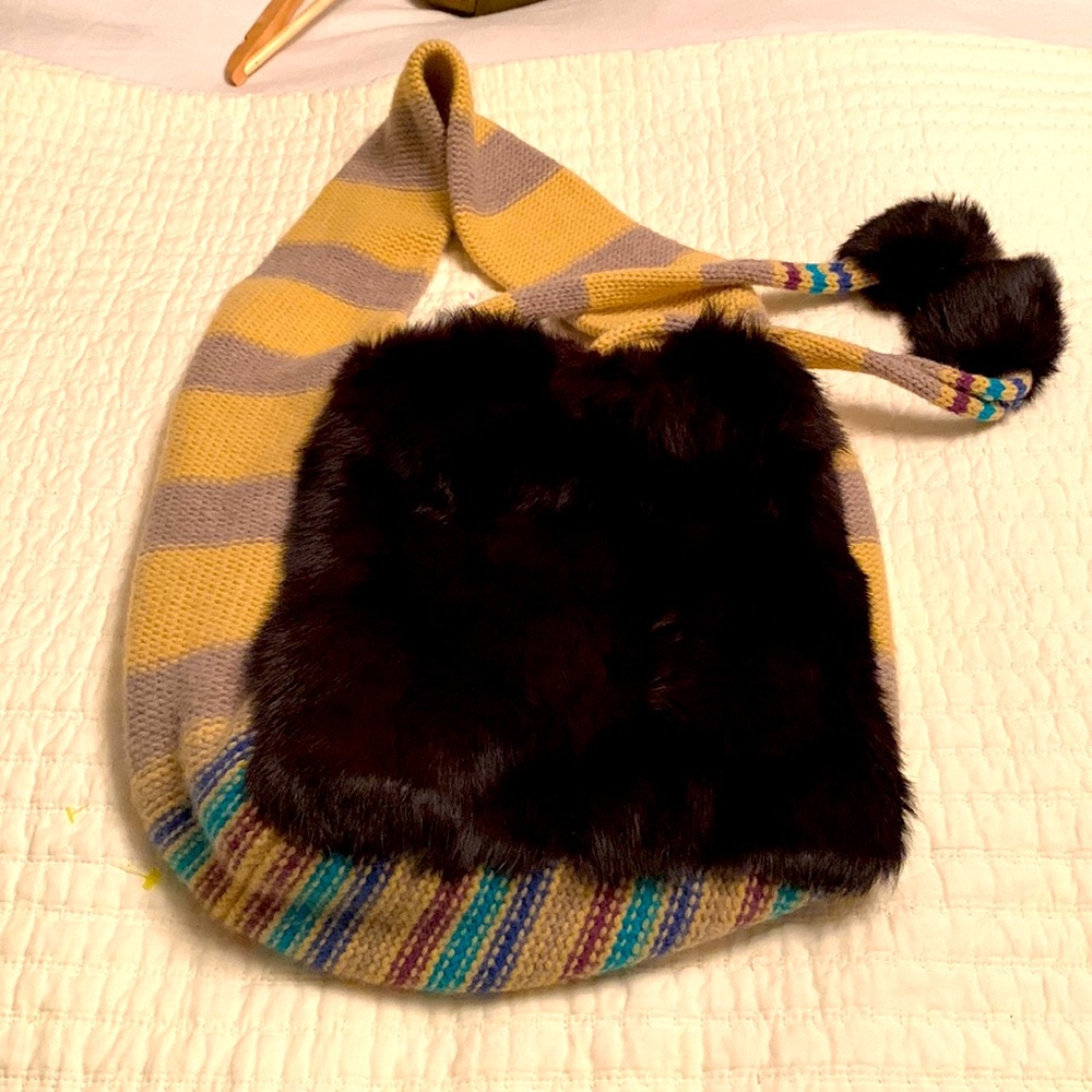 Marc Jacob’s Knit purse with rabbit fur trim, NWOT